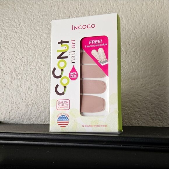 Incoco Fashionista Nail Strips - Picture 1 of 8